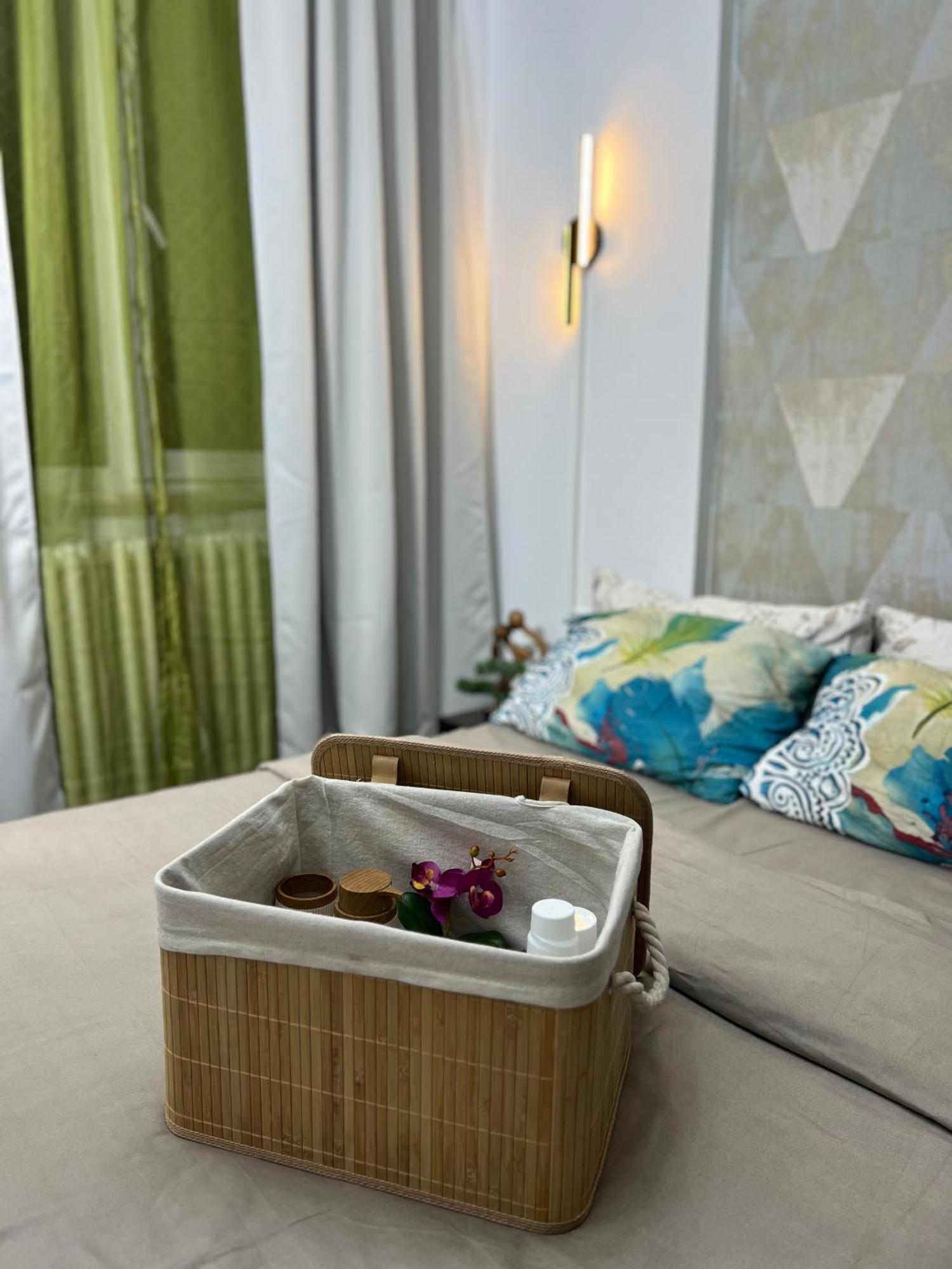Kiwi Apart-Hotel 1Br Wi-Fi Free - Close To Old Town - Cozy Location - Shorter Or Longer Stay - R&M Boutique Букурещ Екстериор снимка